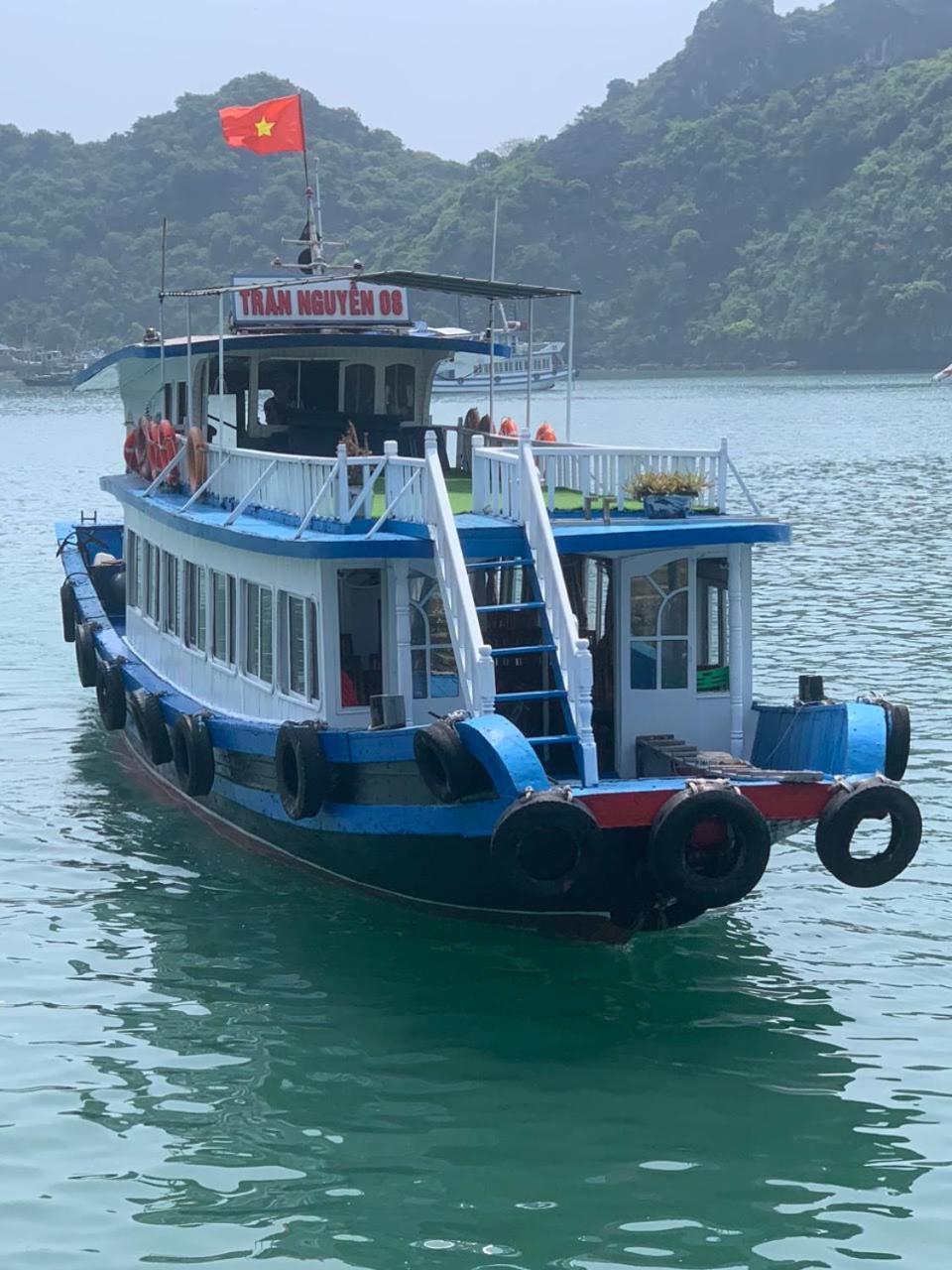 Windy Homestay Cat Ba Island Екстериор снимка